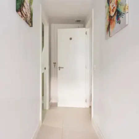 Tranquil Sea Breeze Εστεπόνα