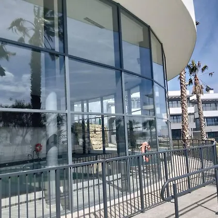 Tranquil Sea Breeze *