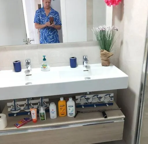 Tranquil Sea Breeze Apartmán